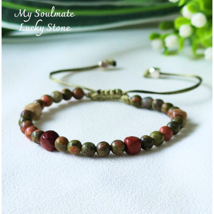 Pulsera de la suerte de unakita: atrae riqueza y éxito.