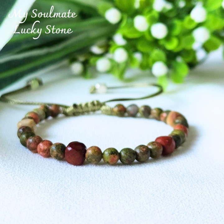 Pulsera de la suerte de unakita: atrae riqueza y éxito.