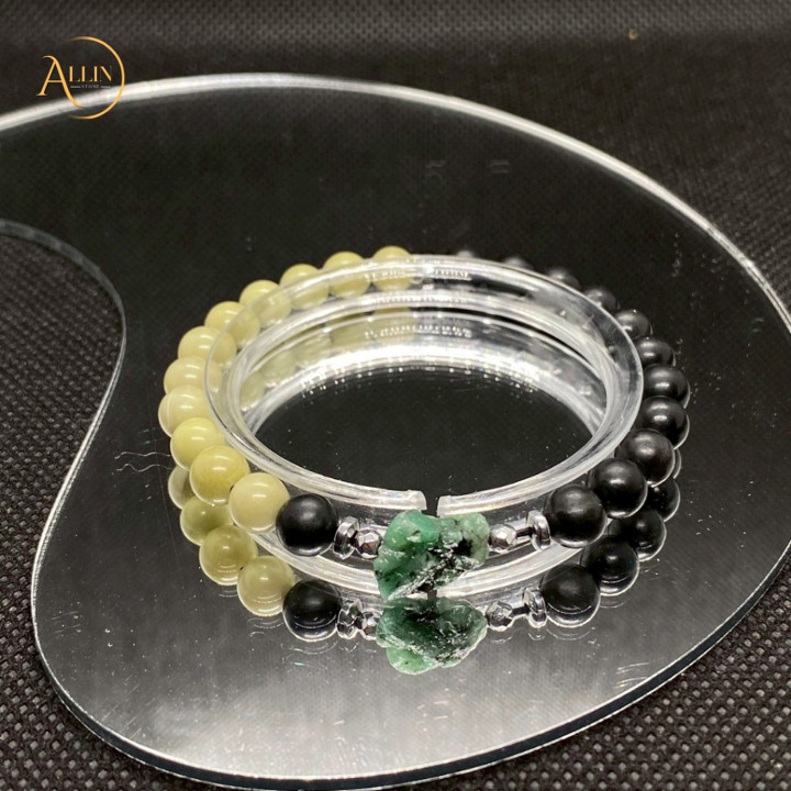 Shungite and Emerald Bracelet: Luck, Protection, Stability
