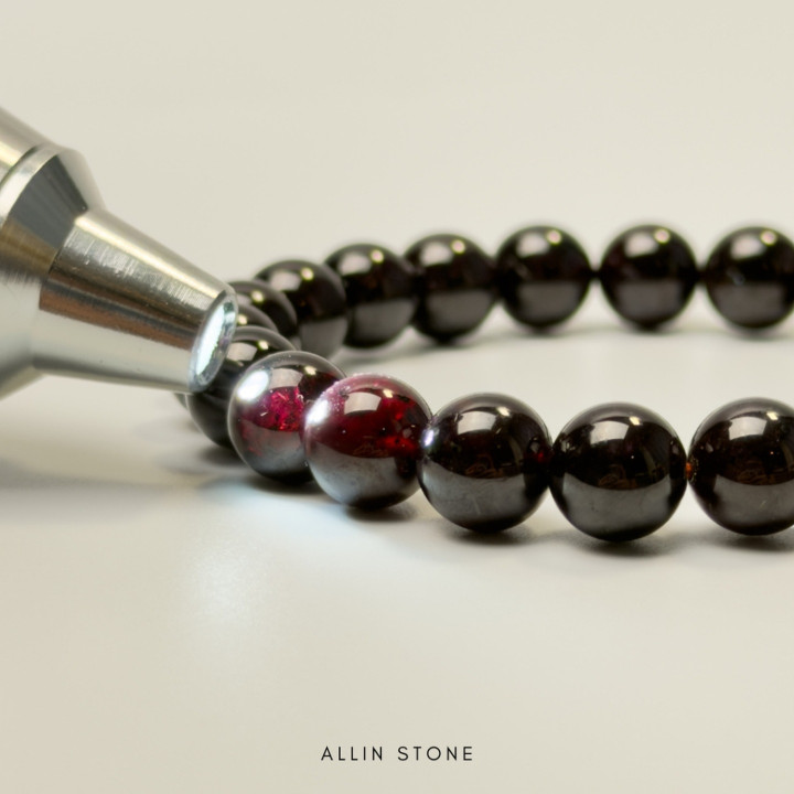 Translucent Garnet Bracelet: Enhance Charm and Love