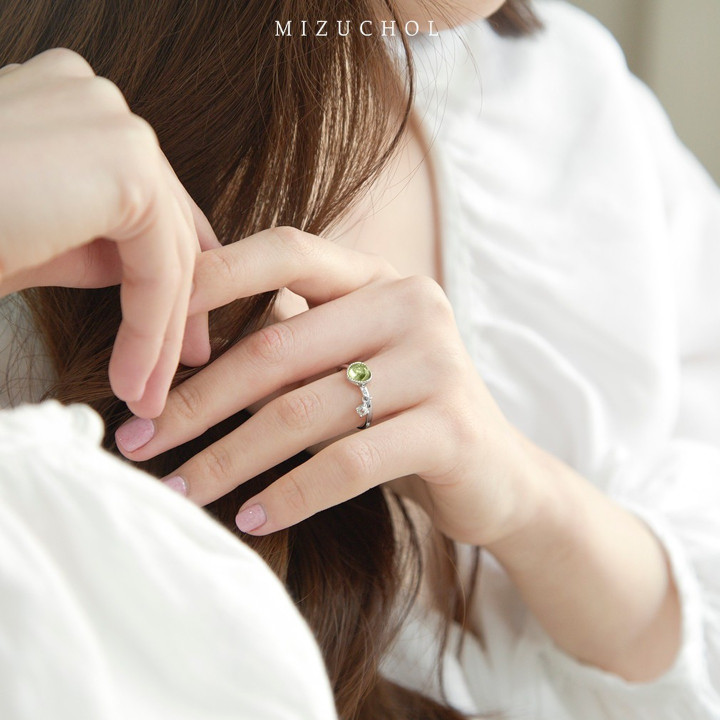 Peridot Darling Ring - Love-Enhancing Sunday Ring