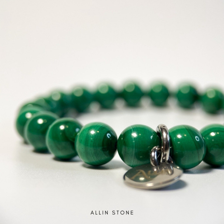Malachite Bracelet: Protection and Confidence Boost