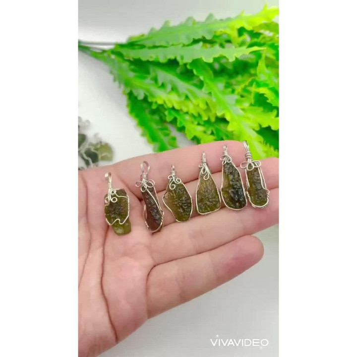 Genuine Moldavite Pendant for Healing and Energy | Czech Republic