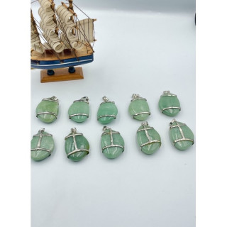 Green Aventurine Pendant: Strength, Confidence and Courage