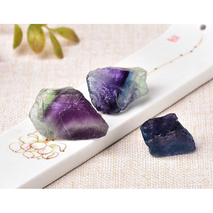 Natural Fluorite Crystal - Healing Stone and Decor (2-3cm)