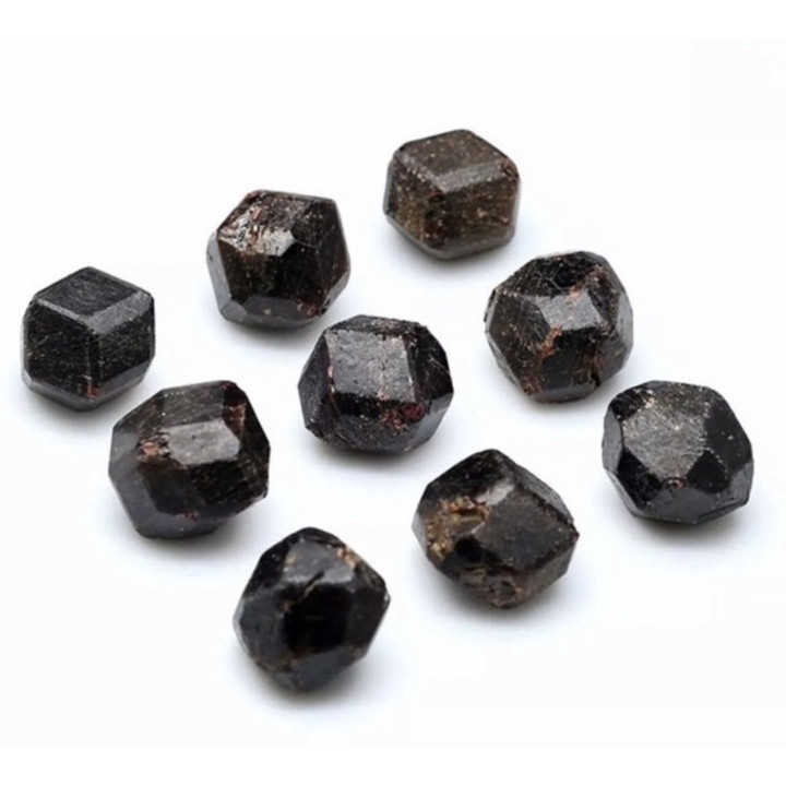 Natural Raw Garnet Stone: For Jewelry, Meditation and Healing