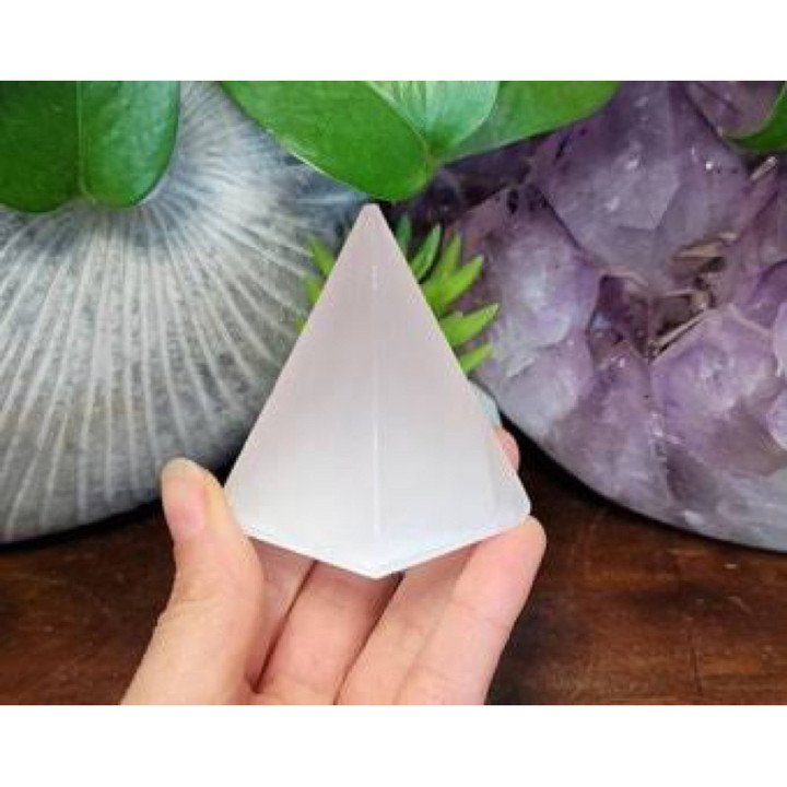 Selenite Pyramid: Natural Large Crystal for Energy and Clarity