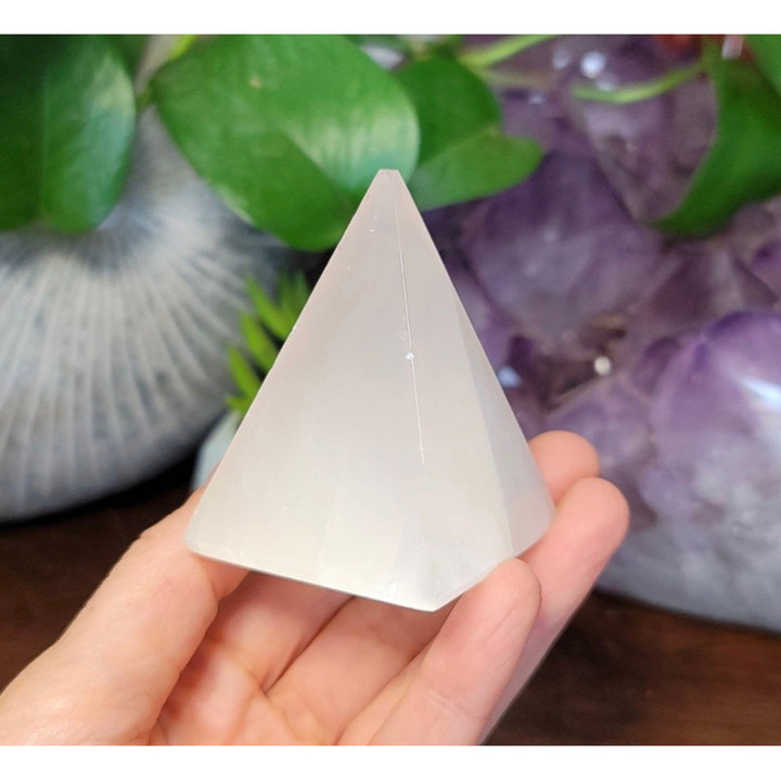 Selenite Pyramid: Natural Large Crystal for Energy and Clarity