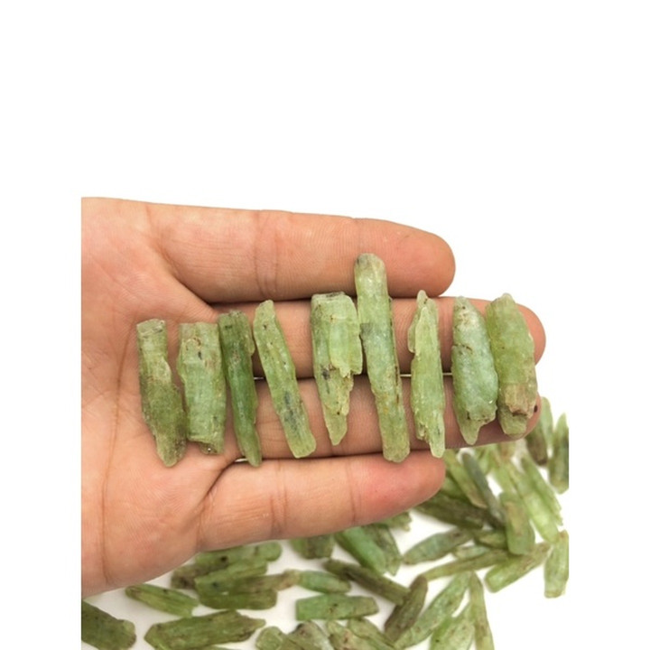 High-Grade Green Kyanite: Natural Reiki Crystal for Healing