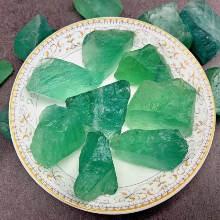 Green Fluorite Crystal - Healing and Meditation Stone
