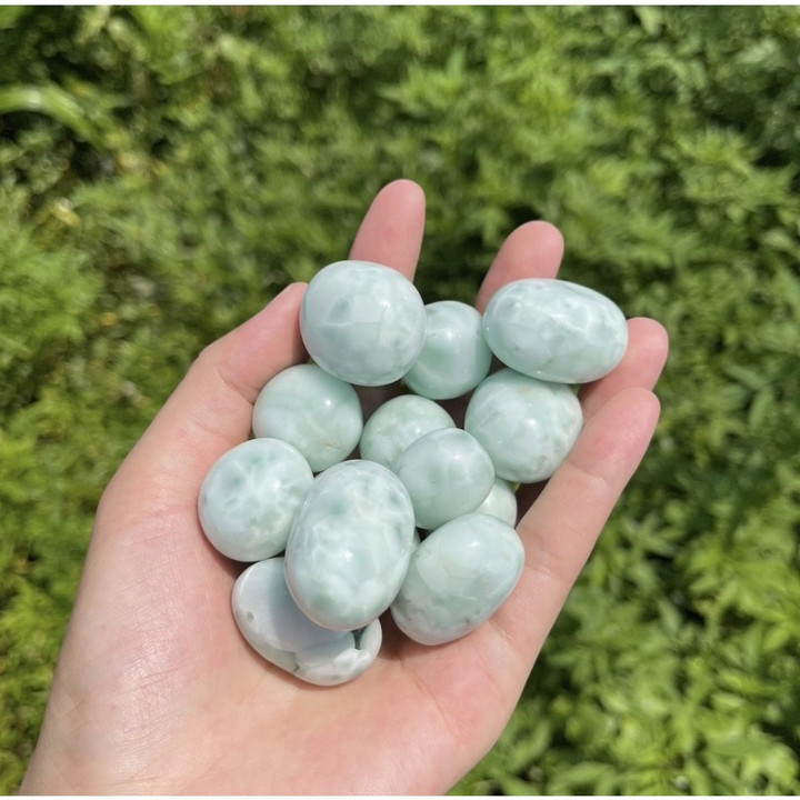 Blue Aragonite Tumble Stone: Activate Intuition and Chakra Healing