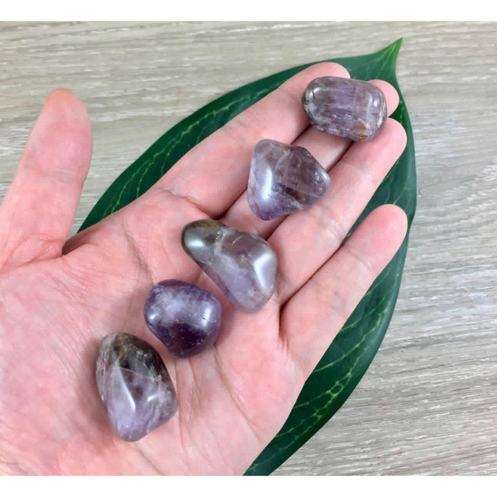 Red Auralite-23 Crystal: Powerful Healing and Chakra Balancing