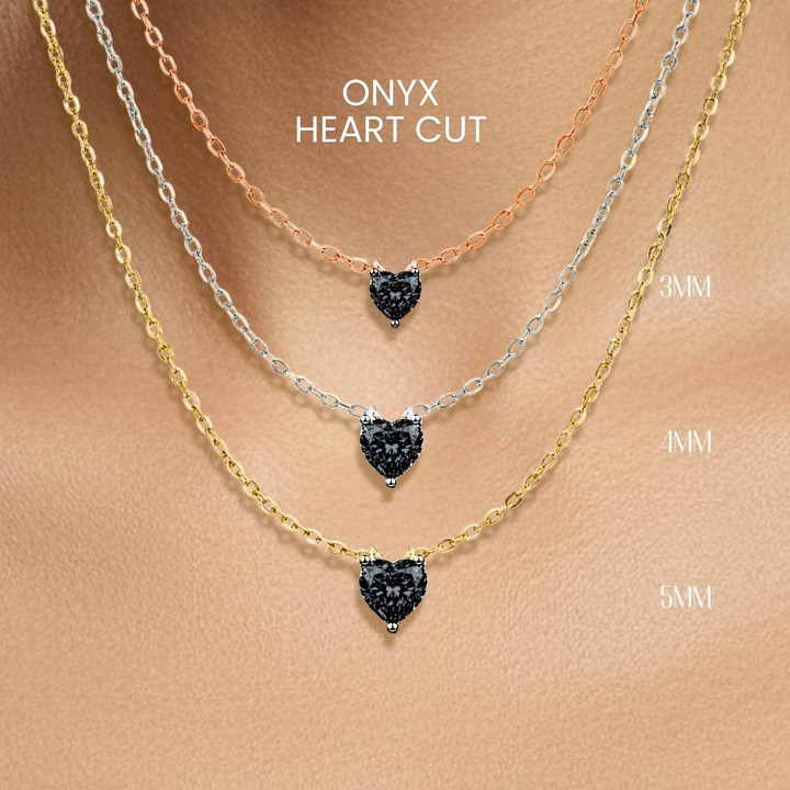 Collar con colgante de corazón de ónix negro en plata de ley (chapado en oro)