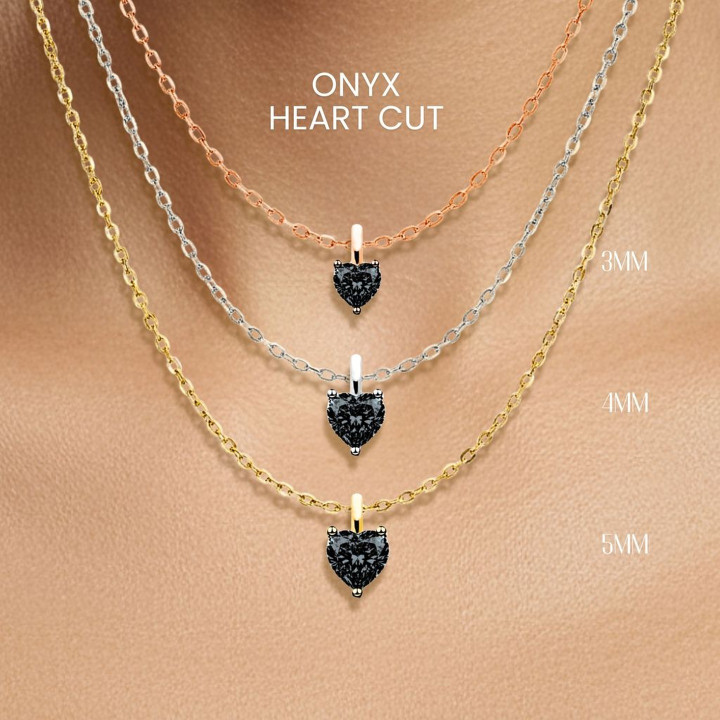 Collar con corazón de ónix negro | Plata de ley y baño de oro