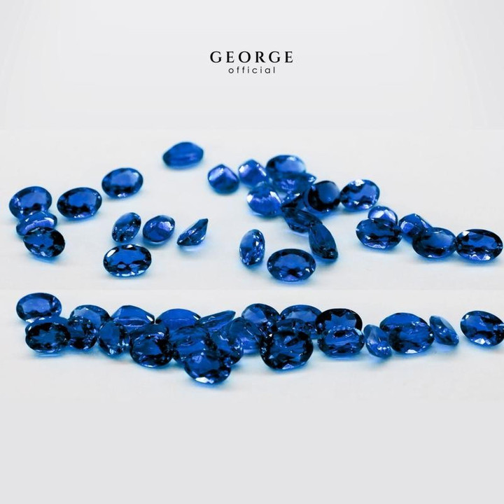 Gema ovalada de zafiro azul | GGBSO de George Jewelry