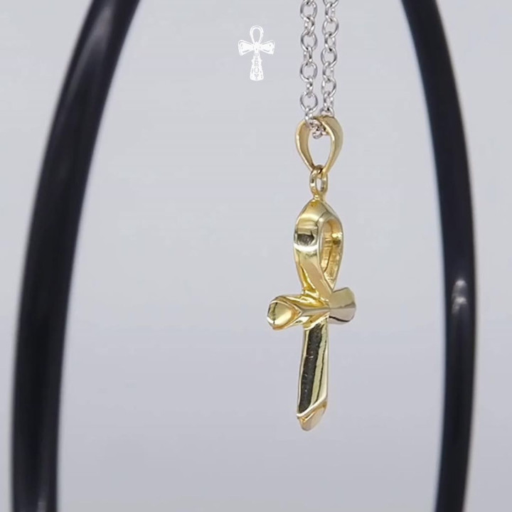Colgante con cruz Ankh de plata de ley | Joyería Troy and Co.