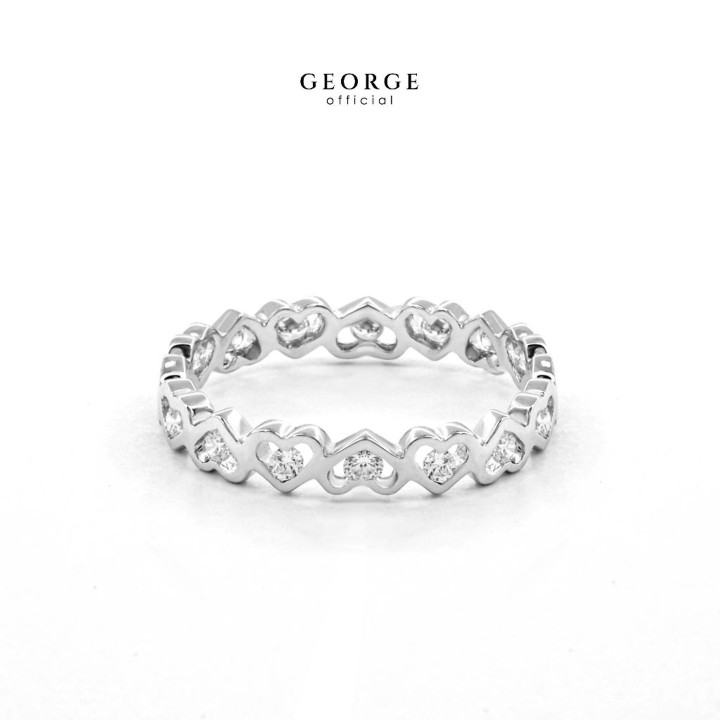 Eternal Love: Sterling Silver Heart Ring with Cubic Zirconia