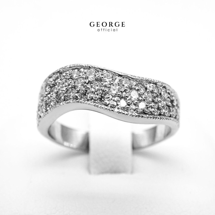 Eternity Ring: Sparkling Cubic Zirconia in Silver and Gold