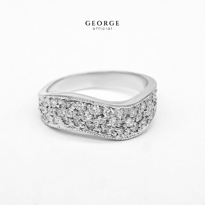 Eternity Ring: Sparkling Cubic Zirconia in Silver and Gold