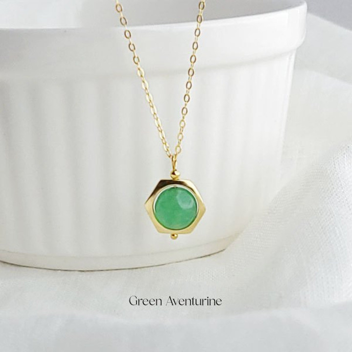 Collier porte-bonheur en argent sterling avec pendentif minimaliste
