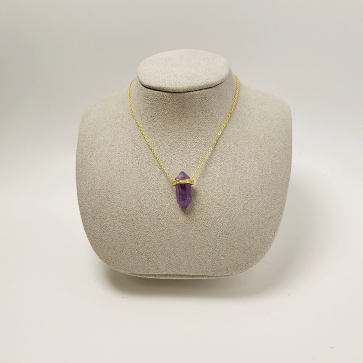 Colgante de equilibrio de cristal: Promueve el equilibrio en la vida con una piedra de la suerte.