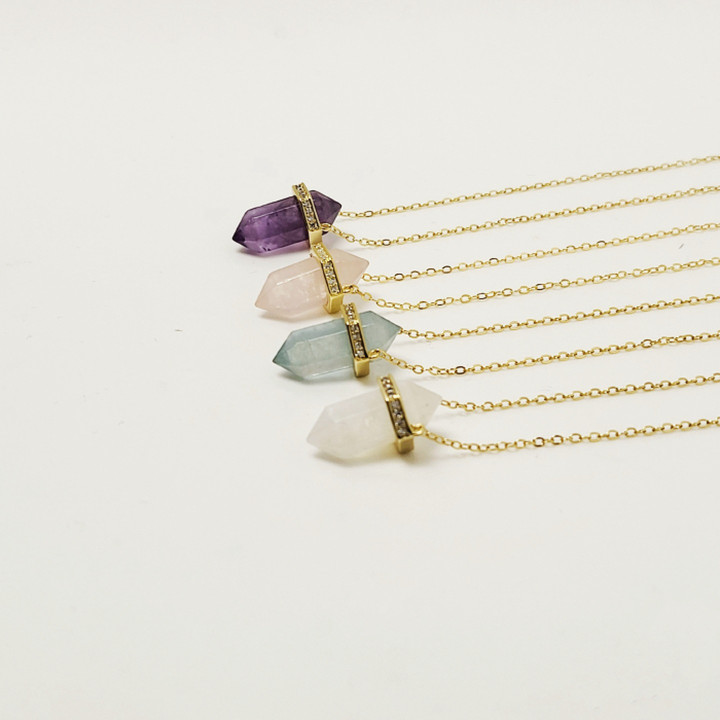 Colgante de equilibrio de cristal: Promueve el equilibrio en la vida con una piedra de la suerte.