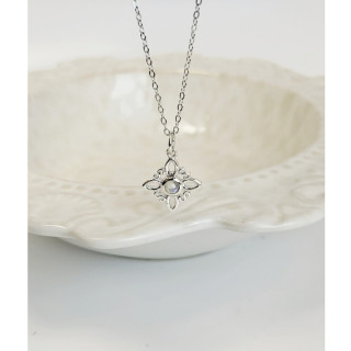 Hexefus Necklace: Symbol of Balance, Stability and Protection