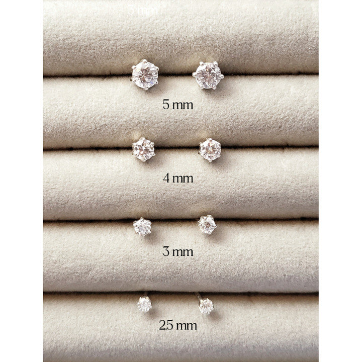 Classic CZ Stud Earrings - Timeless Sparkle