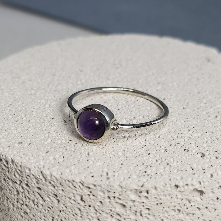 Sterling Silver Lucky Stone Ring | Elegant and Versatile for Women