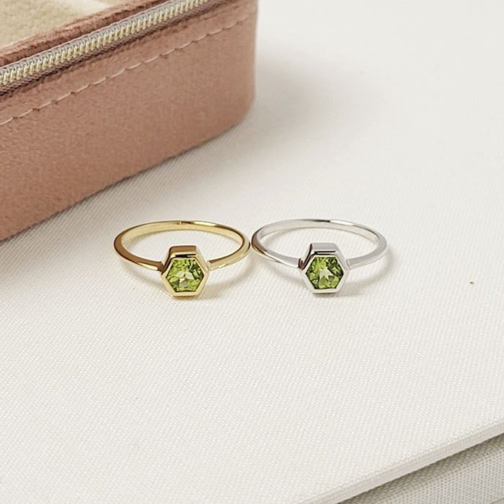 Anillos de plata de ley con piedras preciosas: Suerte y energía positiva