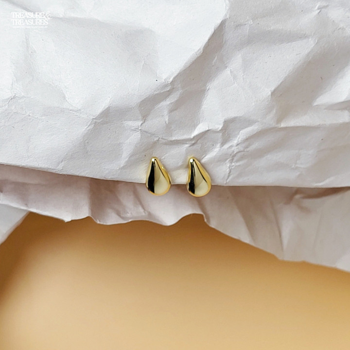 Pear Earrings - Simple and Elegant Everyday Jewelry