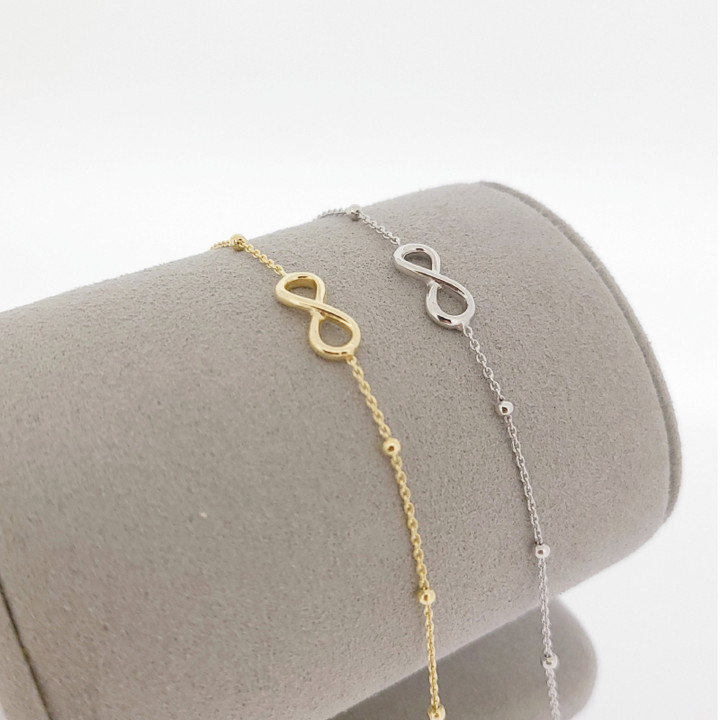 Pulsera del infinito: símbolo de amor eterno y buena fortuna.