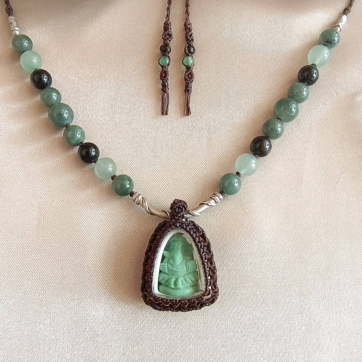 Chrysoprase Ganesha Pendant Necklace | Boho Style Jewelry