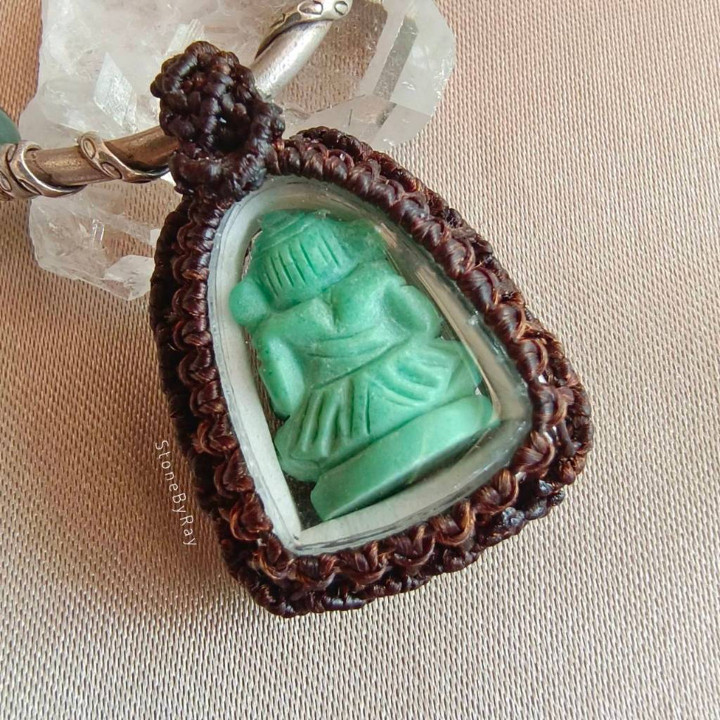 Chrysoprase Ganesha Pendant Necklace | Boho Style Jewelry