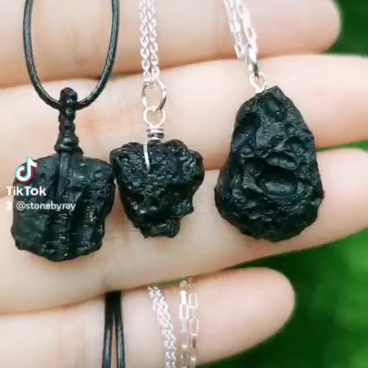Tektite Pendant: Fortune and Protection Amulet